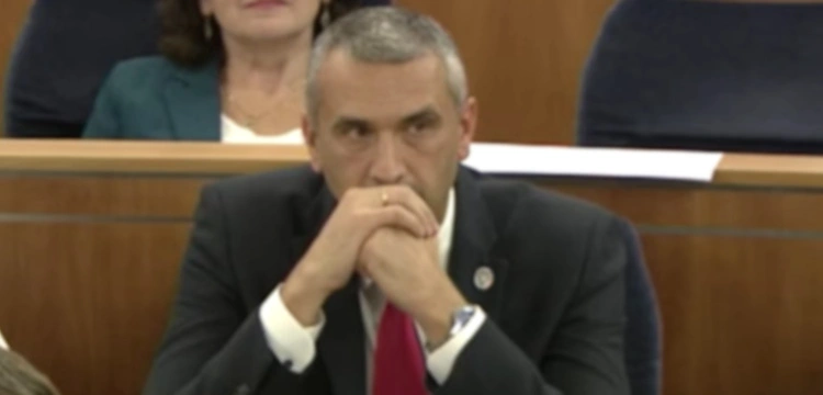 Nie tylko Witek. W Senacie utrącono również kandydaturę Pęka