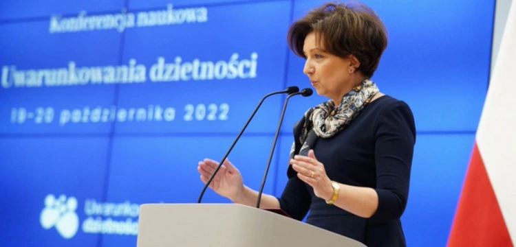 Minister Maląg: Chcemy ułatwiać łączenie pracy zawodowej z życiem rodzinnym