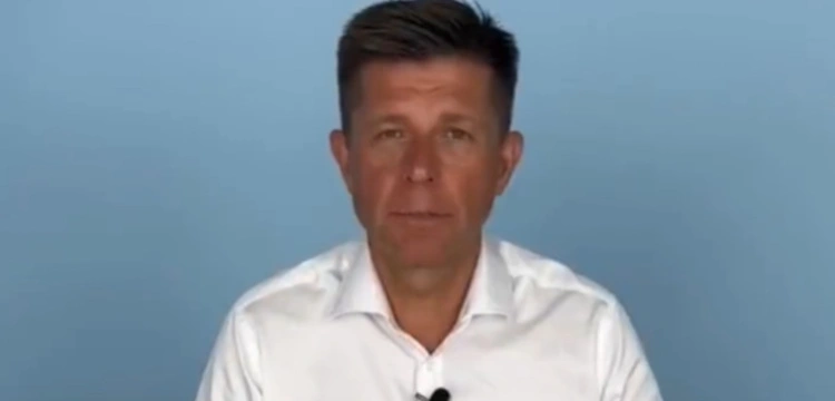 Tęskniliście? Jest i on. Petru wystartuje w wyborach