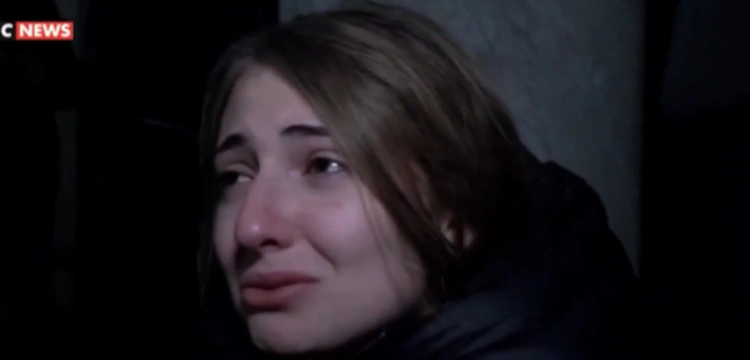 „Trzymał krzyż w dłoni a ogień go ominął”. Niezwykłe świadectwo dot. tragedii w Szwajcarii