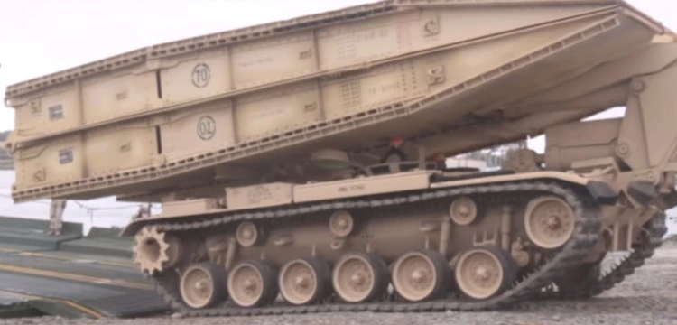 Niemcy przekażą Ukrainie czołgi … mostowe