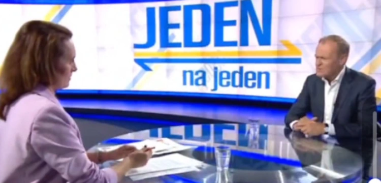 [ZOBACZ!] Wyciekła zakulisowa rozmowa Tuska w studiu TVN. „To jest tak upiorna myśl, że ja tam będę z powrotem siedział…”