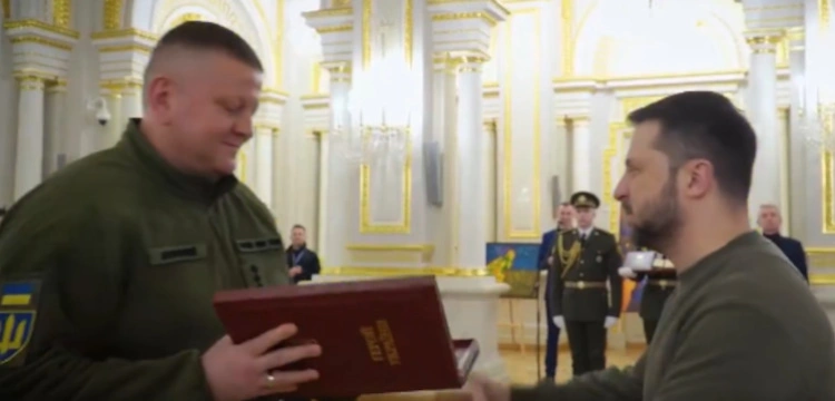 Ekspert: Dymisja gen. Załużnego to efekt reorientacji Zełenskiego w polityce międzynarodowej