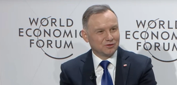 Prezydent w Davos: Czas, aby unijni urzędnicy zajęli się praworządnością we własnym łonie