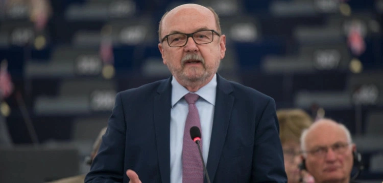 Prof. Legutko: Odejście od zasady jednomyślności jest tożsame z oddaniem suwerenności