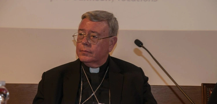 Droga Synodalna. Kard. Hollerich upomina niemieckich biskupów