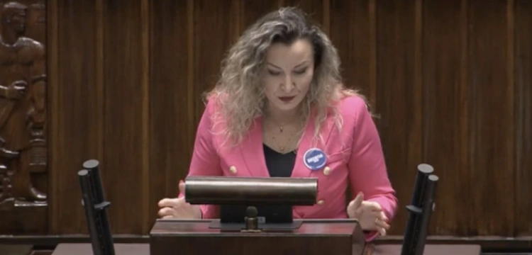 „Do piątku odpowiem na pismo”. Pawłowska obejmie mandat „po Kamińskim”?