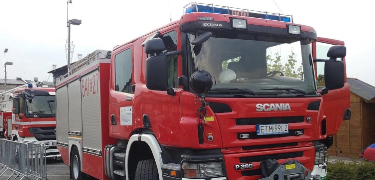 Nieudane lądowanie w Lubinie. Śmigłowiec uderzył o lotnisko