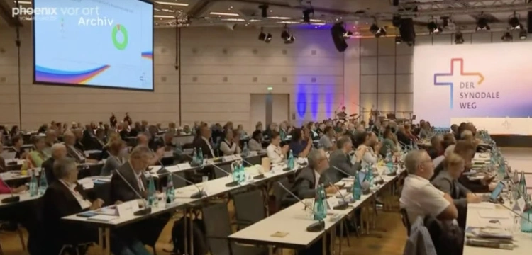 Schizma w Niemczech nie dot. już poszczególnych diecezji. Droga Synodalna otwarcie przeciw Rzymowi