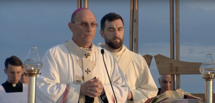 Prymas do młodych na Lednicy: Witajcie w domu!