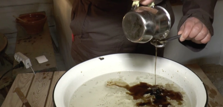 Dlaczego musimy odrzucić zabawy andrzejkowe? Poznaj trzy powody!