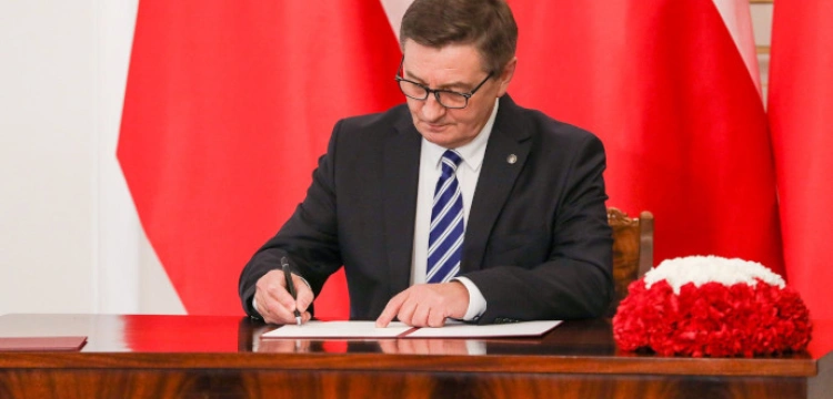 Prezydent powołał Marka Kuchcińskiego na szefa KPRM