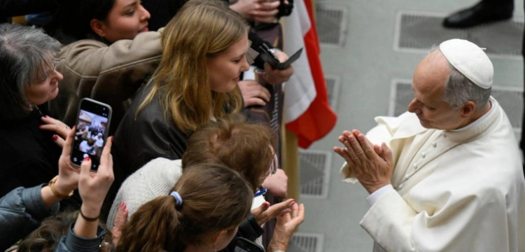 Szerzący się relatywizm. Papież: Prawdę sprowadza się do zwykłej opinii