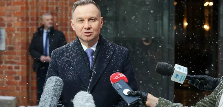 Prezydent o konsultacjach ws. projektu o SN