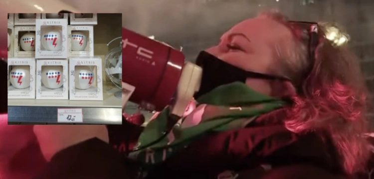 Bombki z symbolem… „Strajku Kobiet”. Internauci komentują: Prymityw nie czuje, że jest prymitywem