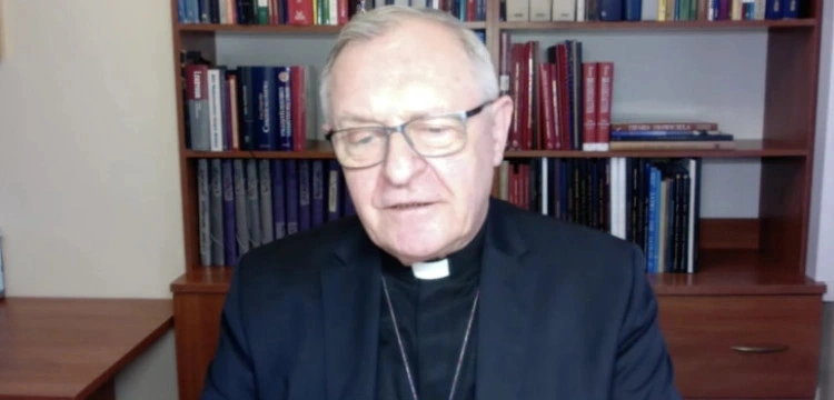 Bp Edward Dajczak o depresji: Nie ma co udawać siłacza