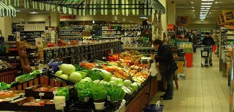 Świąteczne zakupy coraz droższe. Koszyk produktów bije rekordy wzrostu