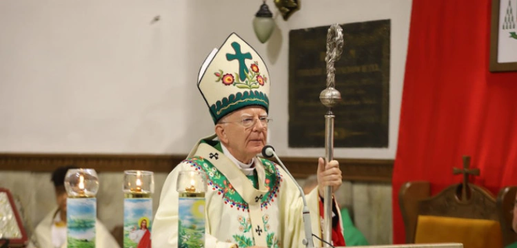 Abp Jędraszewski: Brońcie krzyża! Brońcie w waszych sercach i na zewnątrz