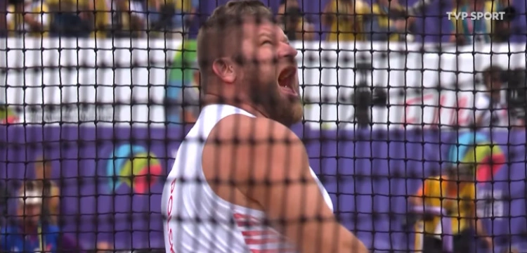 „Nie zwalniajcie tempa”. Premier gratuluje polskim medalistom