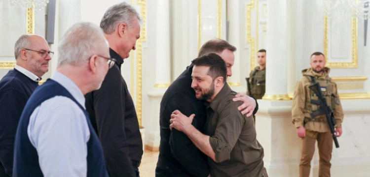 Długa rozmowa Andrzeja Dudy z Wołodymyrem Zełenskim