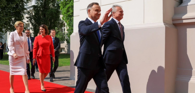 Prezydent w Wilnie: Tylko NATO jest dziś zdolne pomóc Ukrainie