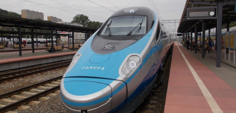 „New York Times”: Do Kijowa Biden przybył pociągiem z Polski