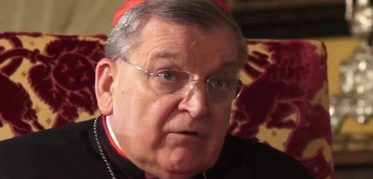 Kard. Burke: Nastąpiła utrata szacunku dla Najświętszego Sakramentu