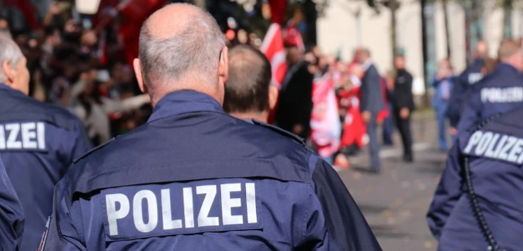 Nożownik zaatakował w Esslingen. Ranna siedmiolatka