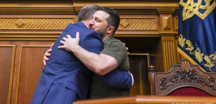 Doradca Zełenskiego straszy Polskę reakcją UE