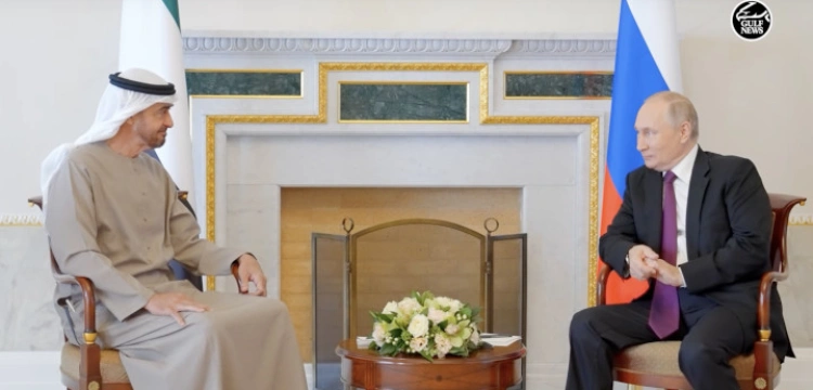 „De Telegraaf”: ZEA to plac zabaw dla bogatych Rosjan