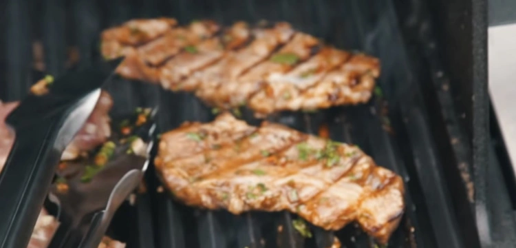 Wieprzowina – królowa grilla. To zdrowe i tanie mięso