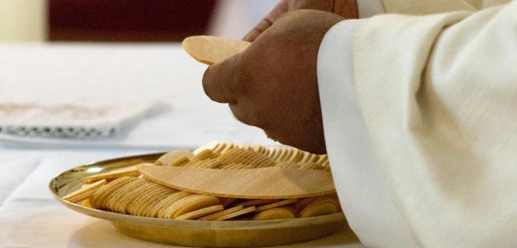 Eucharystia – Nowa Manna, czyli Bóg obecny tu i teraz