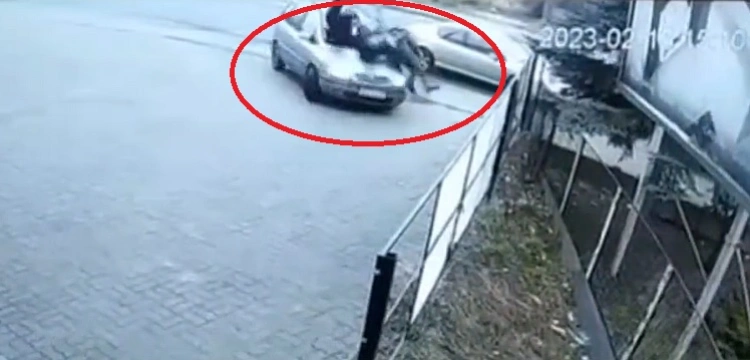 Siedlce. Wjechał w przechodniów. Miał cofnięte uprawnienia do kierowania [Wideo]