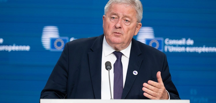 Kuźmiuk: KE ogłasza umowę handlową UE-Ukraina, a minister Siekierski pisze, że mu przykro
