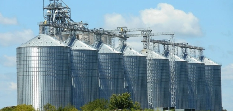 Joe Biden proponuje silosy na zboże z Ukrainy w Polsce