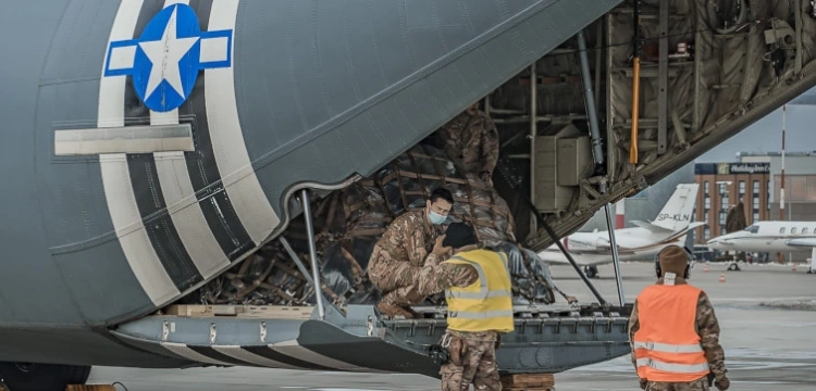 Rosja: proporcjonalnie zareagujemy na wzmocnienie sił NATO w Polsce