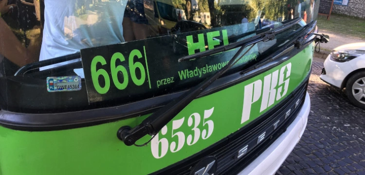 Linia 666 wraca na Hel. Archidiecezja: Niezrozumiałe i prowokacyjne