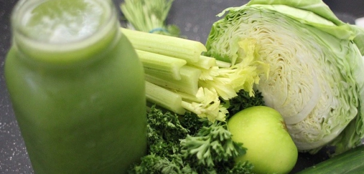 Sok z młodej kapusty - pijesz na zdrowie i długowieczność