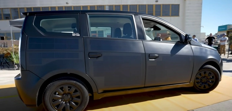 Niemcy. Upadłość producenta samochodów elektrycznych. Tysiące poszkodowanych [Wideo]