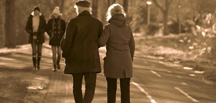 Korzyści wiosennych spacerów i aktywności na świeżym powietrzu