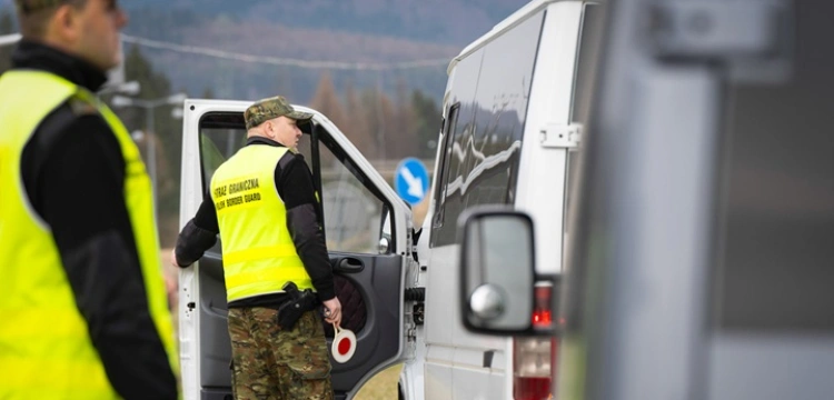 Cudzoziemka ścigana listem gończym za oszustwa finansowe trafiła do aresztu