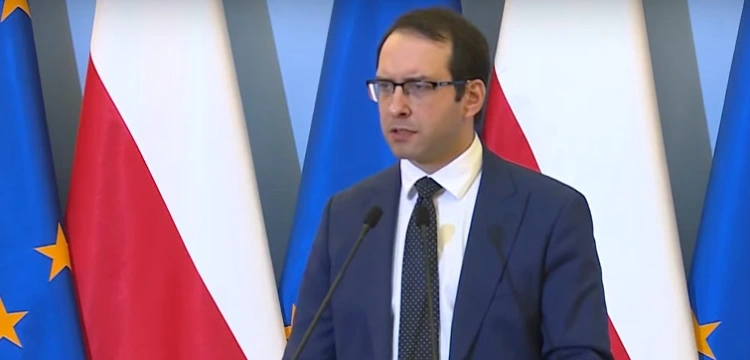 Żaryn prostuje Reutersa: Nie „promoskiewski region chersoński”, ale „okupowany przez Rosjan region chersoński”; nie "wymiana handlowa", a "kradzież"