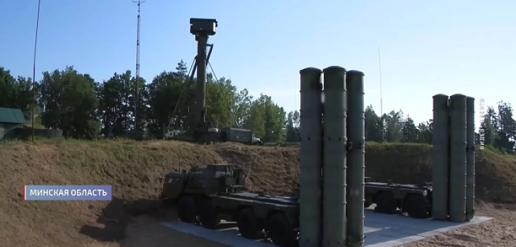 Białoruś chwali się „podglądaniem” Warszawy, Kijowa i Bałtyku przez system S-400