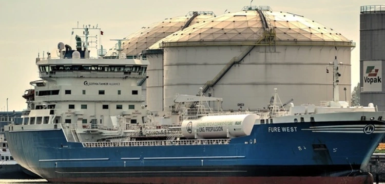 Europejskie stocznie na usługach rosyjskiej floty LNG – przerażająca skala