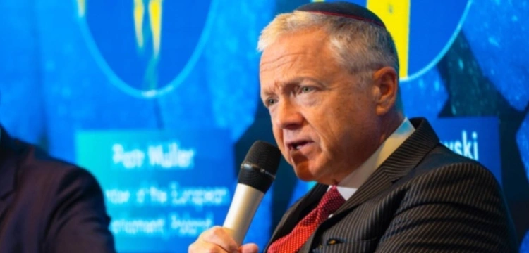 "Kiedy dzwonią nasi sojusznicy, zawsze odbieramy". Ambasador USA ostro o postawie europejskich sojuszników