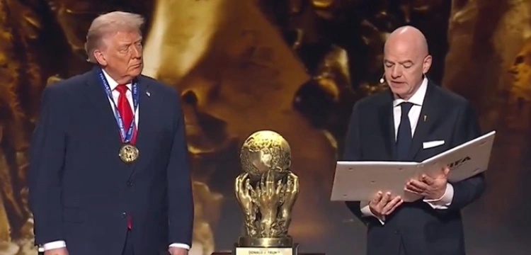 Trump uhonorowany pierwszą Pokojową Nagrodą FIFA