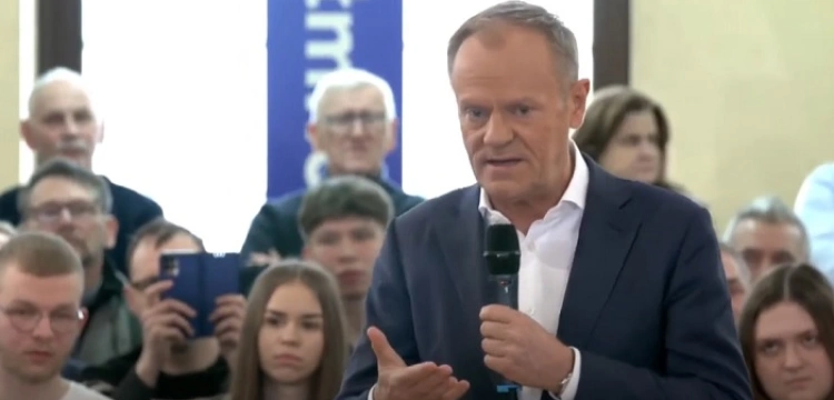 Tusk jak Kidawa-Błońska? "Na chwilę przed odlotem" i podmianą lidera PO?