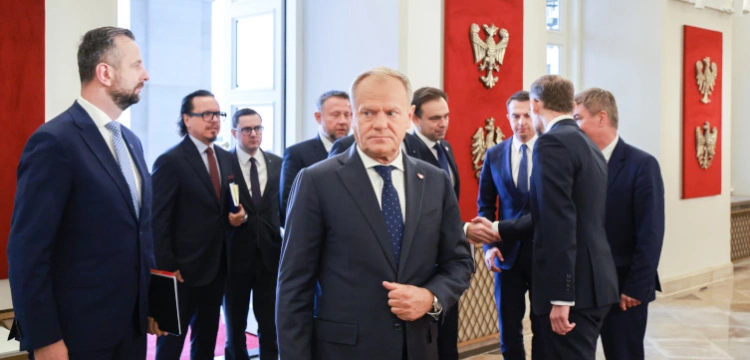 Kuźmiuk: Fitch kończy sielankę Tuska i Domańskiego