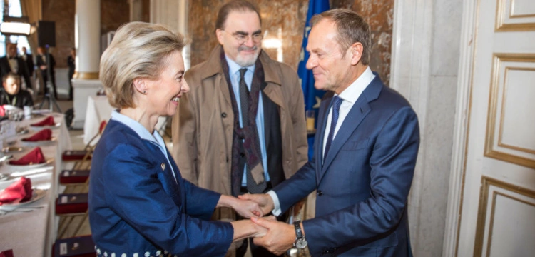 Niemcy: Polska nie jest jeszcze praworządna, bo Tusk nie złamał Konstytucji