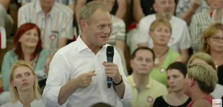 Tusk już w alternatywnej rzeczywistości: PiS od PZPRu różni się tylko jednym…